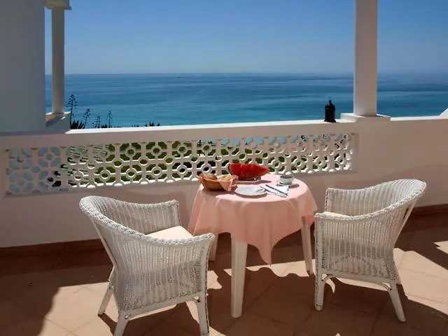 Villa Esmeralda Lagos