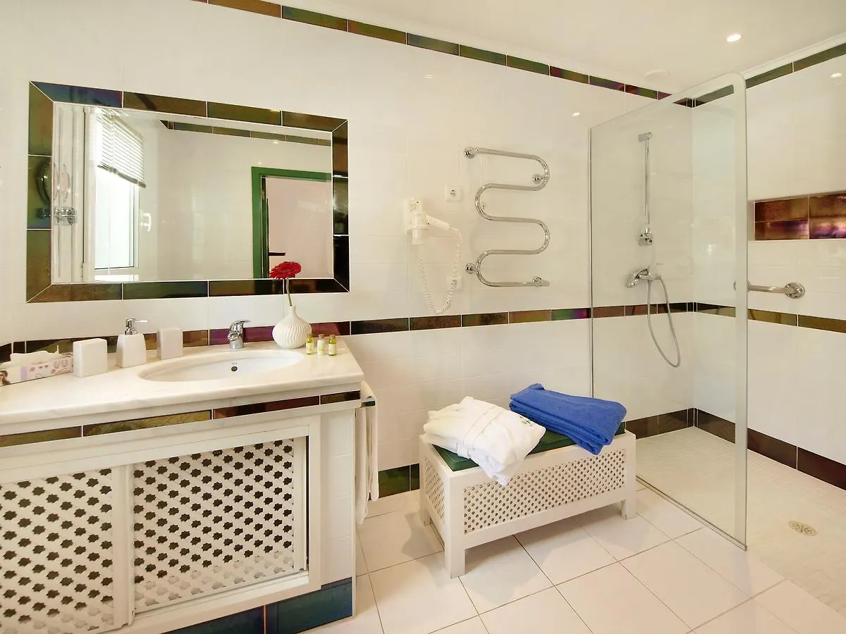 לאגוּ‏ש Villa Esmeralda